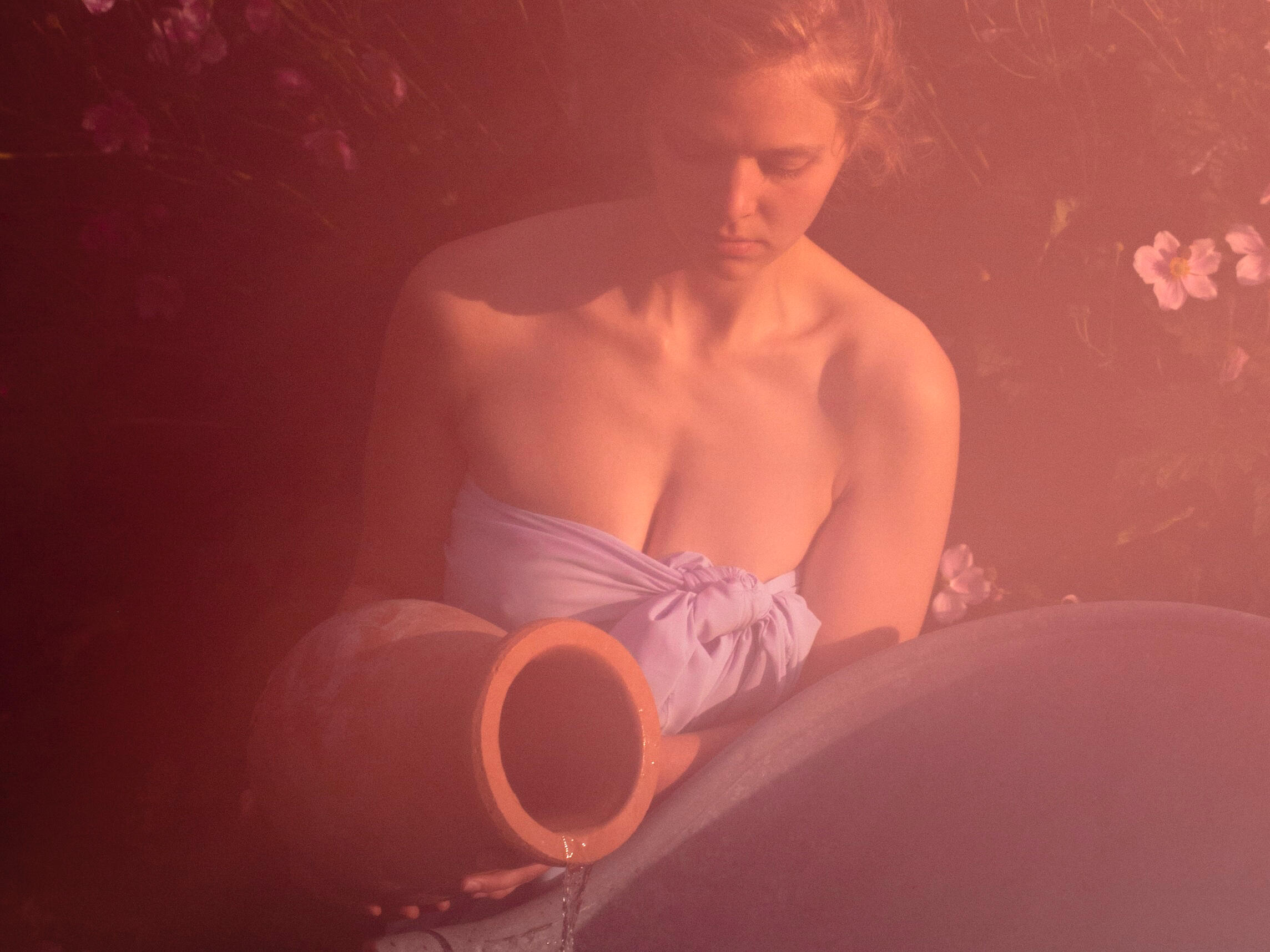 ABOUT ME I am a filmmaker and actor with a background in Art and Design based in the UK. I've worked in the film and media industry for over 7 years, initially alongside completing degrees at the University of the Arts London (LCC, M.A.) and the Universit